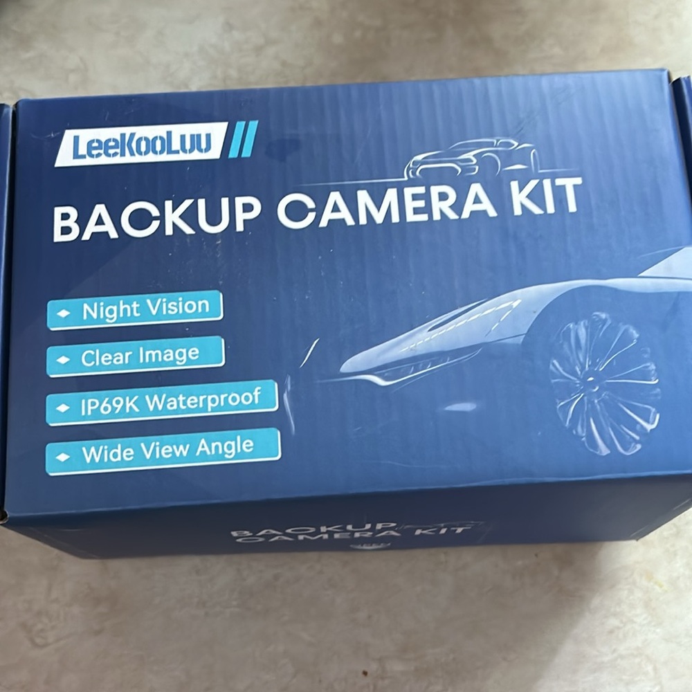 Backup camera new in box - Picture 7 of 11